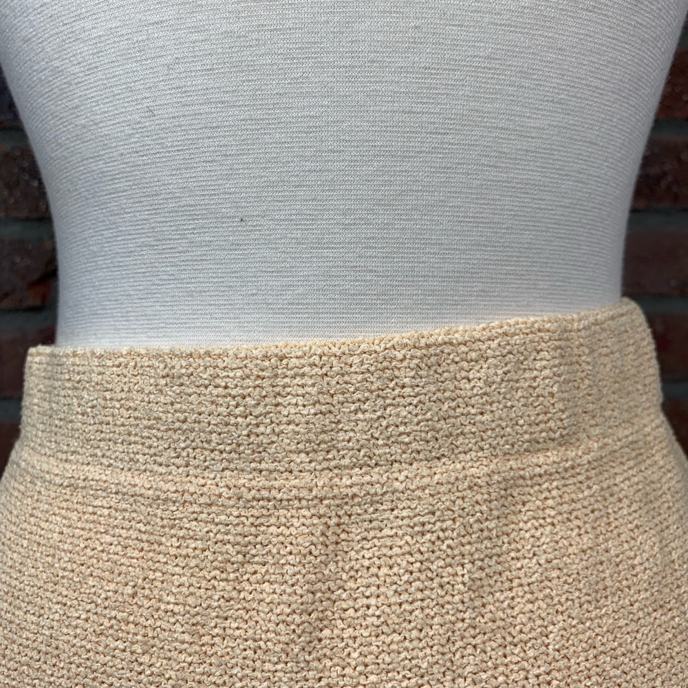 St. John Santana Knit Yellow Skirt, Sz 4 - Picture 2 of 8